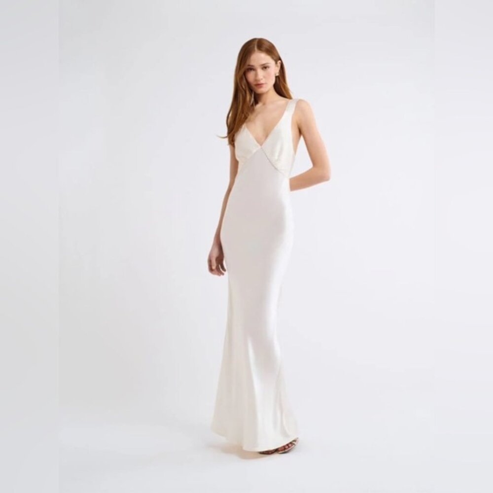 ❌❌SOLD❌❌NEW RUMORED  Sunset Strip satin Maxi Dress xs in champagne